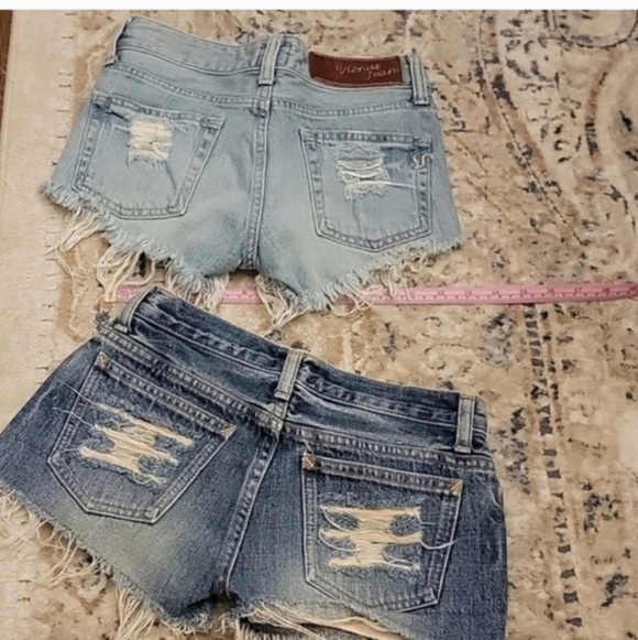 Distressed Denim Women Shorts - Picture 4 of 4